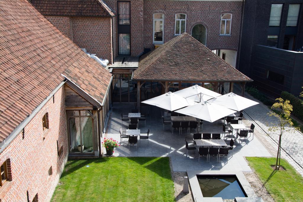 Hostellerie De Biek Moorsel Luaran gambar